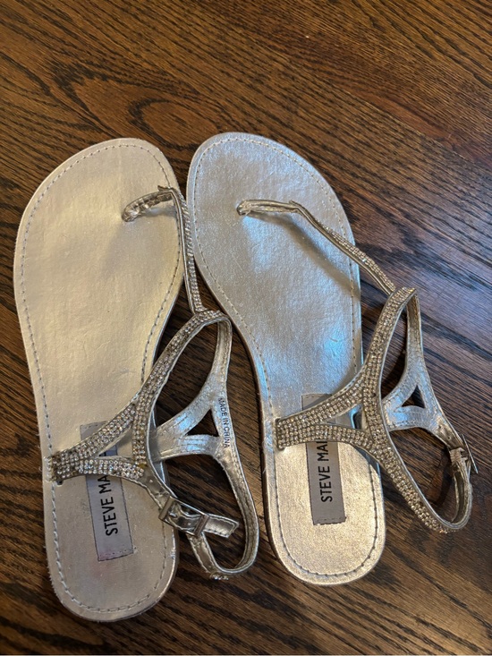Steve Madden Shoes - Steve Madden silver Rhinestone T-Strap Women’s Sandals